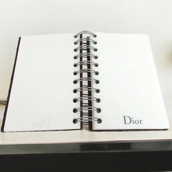 DIOR Signature Trotter Notebook 😍❤️